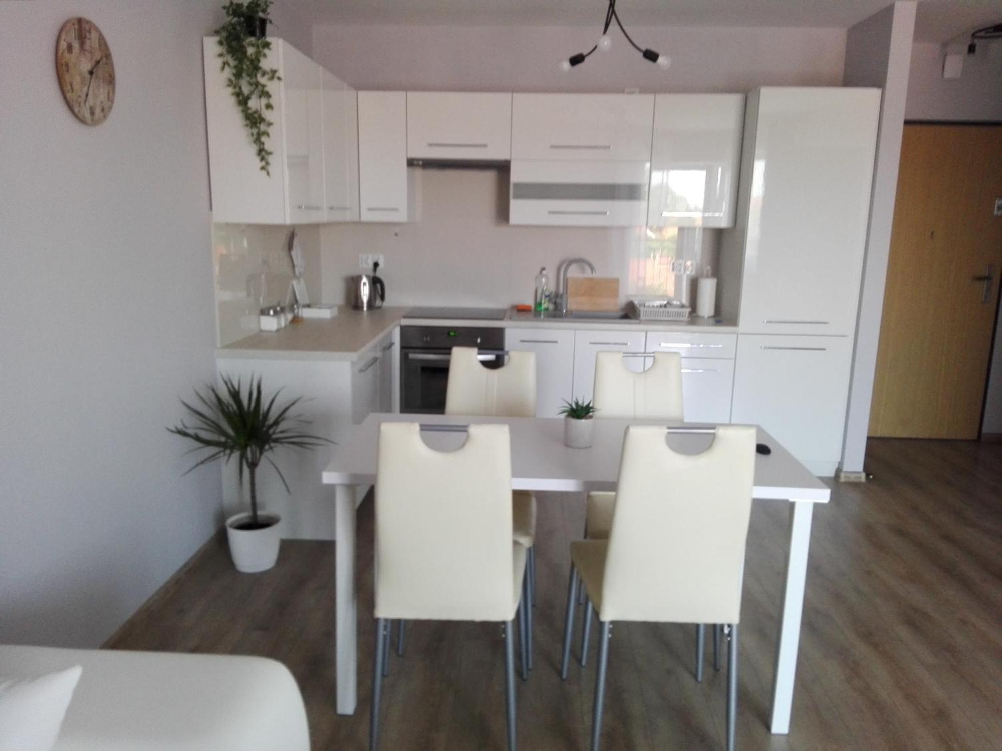 Apartament Marzenie 9 - Opole Apartment Екстериор снимка